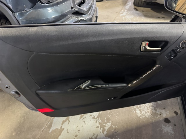 2015 HYUNDAI GENESIS 3.8 PREMIUM - Image 9