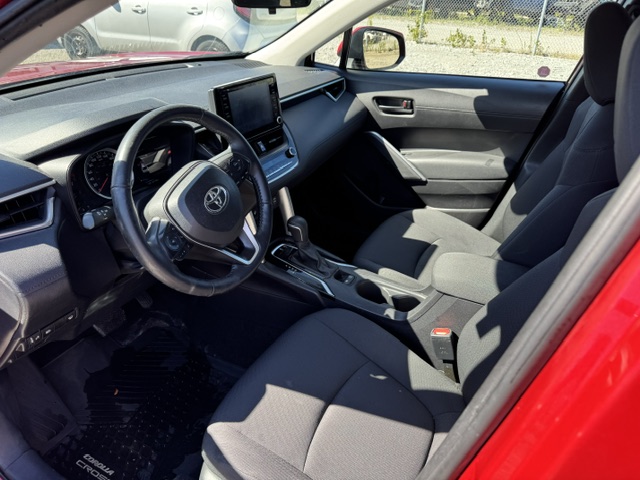 2022 COROLLA CROSS LE AWD - Image 11