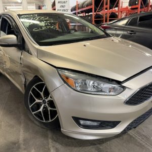 2017 FORD FOCUS SE WITH ONLY 37,232 ORIGINAL KM!