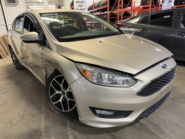 2017 FORD FOCUS SE WITH ONLY 37,232 ORIGINAL KM!