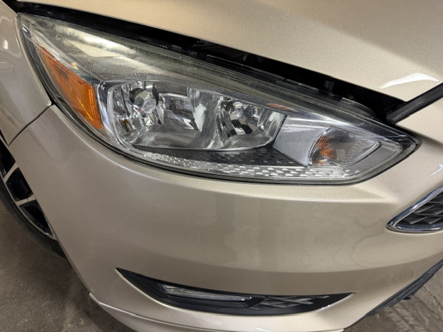 2017 FORD FOCUS SE WITH ONLY 37,232 ORIGINAL KM! - Image 8