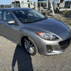 2013 MAZDA 3 GS