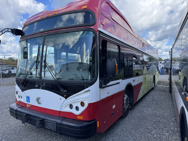 2019 BYD KYM Electric bus - Image 2